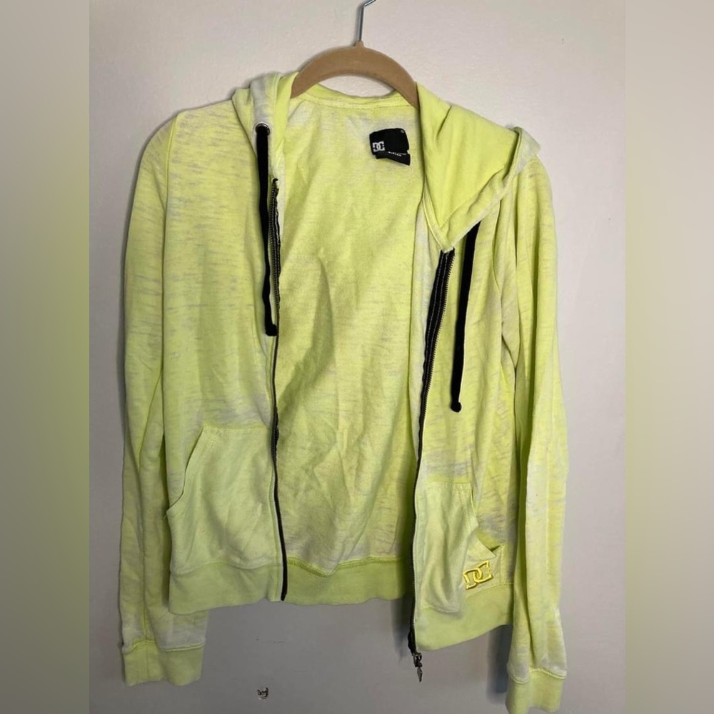 DC size small bright yellow/greenish zip up